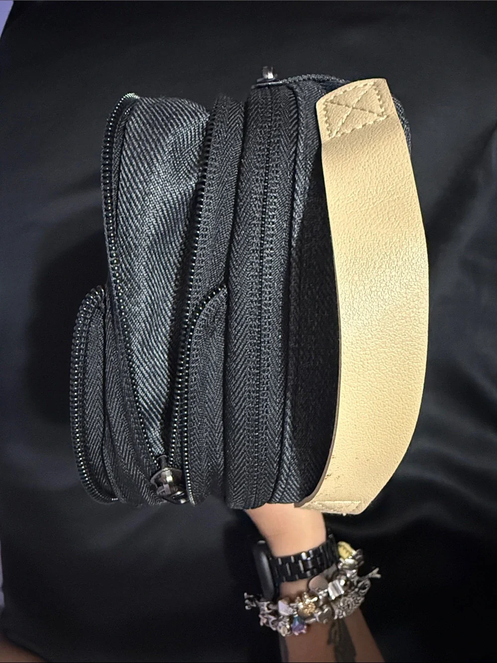 Expandable Travel Cable Organizer